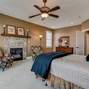 Home Staging Brings Life Into This Spacious Asheville Abode
