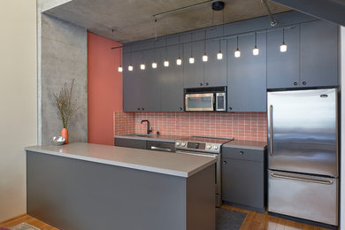 Minimalist kitchen photo in San Francisco
