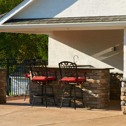 Pinto Pool House - Products