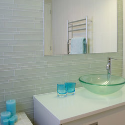 Island Stone Breeze Linear Glass Bathroom with Classic Mosiacs Tile - Tile