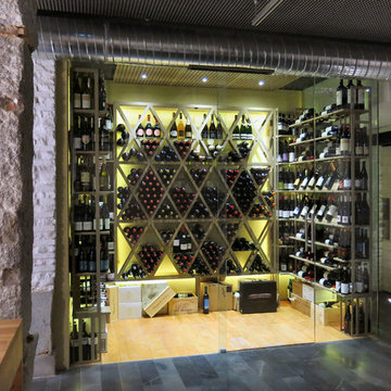 Commercial Custom Wine Cellars (+ 1000 bottles)