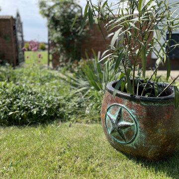 Garden and terrace pots