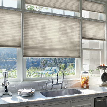 Hunter Douglas