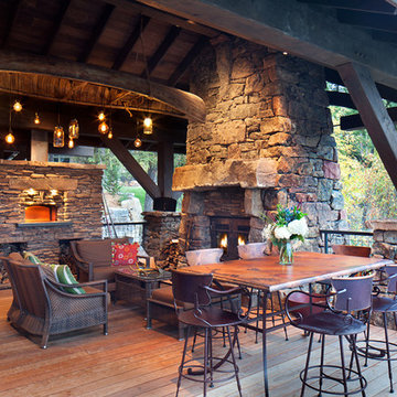 Robertson Lake House