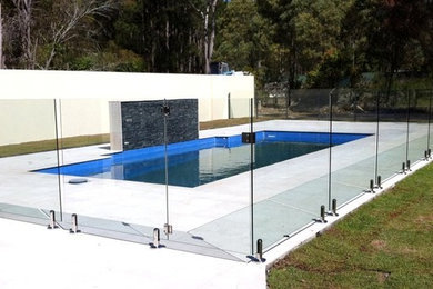 Framelss glass pool fencing
