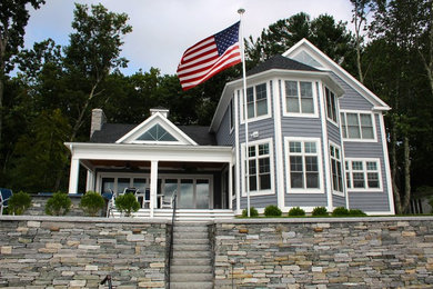 Inspiration for a mid-sized timeless home design remodel in Bridgeport