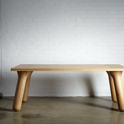 Big Foot Table - Esstische
