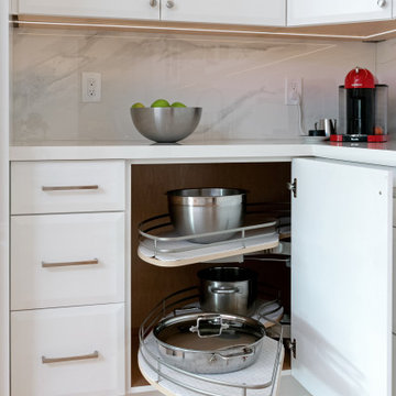 San Vicente: Full Kitchen and Bathroom Renovation
