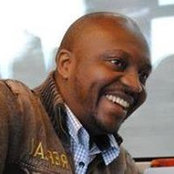 Sam Mwangi's photo