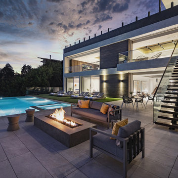 Los Tilos Hollywood Hills modern resort style home for luxury indoor outdoor liv