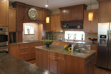 Example of a classic kitchen design in Omaha