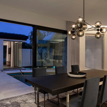 Contemporary in Cameo Shores