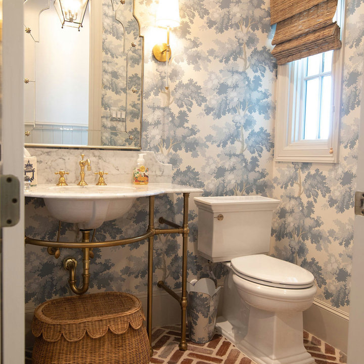 75 Beautiful Traditional Powder Room Ideas & Designs - June 2024 | Houzz AU
