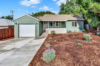 Example of an arts and crafts exterior home design in San Francisco