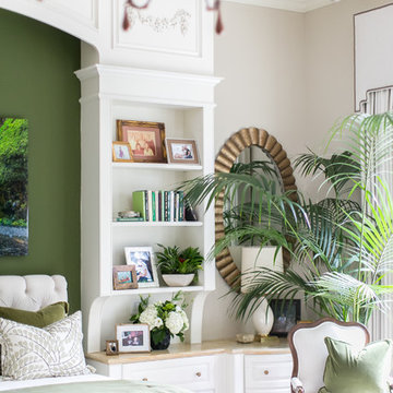 CLASSIC CONTEMPORARY