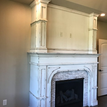 Shabby-Chic fireplace mantel