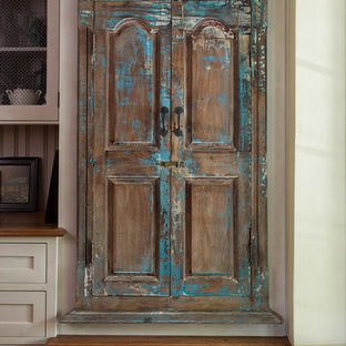 Foto di un soggiorno stile shabby