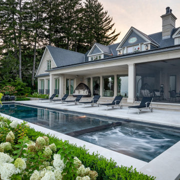 The Elegance of Lakeside Simplicity
