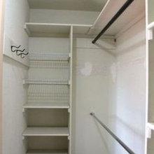 CLOSETS