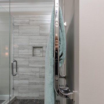 Frameless Shower