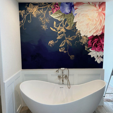 Wallpaper installation Bathroom in Long Beach