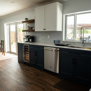 Contemporary Kitchen Update Done in a 2 Tone Color