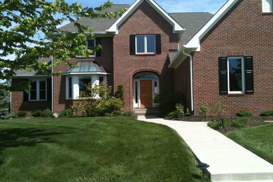 Design ideas for a traditional exterior in Indianapolis.
