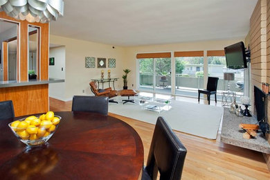 Inspiration for a modern dining room remodel in San Francisco