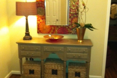 Example of an eclectic entryway design in Birmingham
