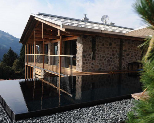 Rustikale Häuser mit Steinfassade Ideen, Design & Bilder | Houzz