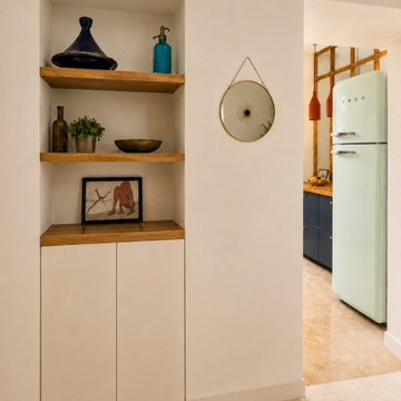 Niche décorative transformée en rangement sur mesure