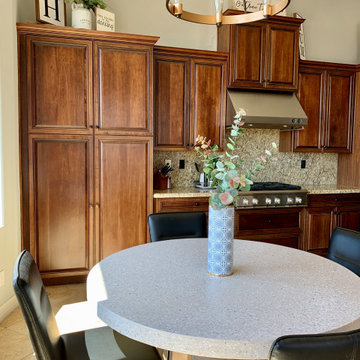 Hallgren - Anthem Decorating Project
