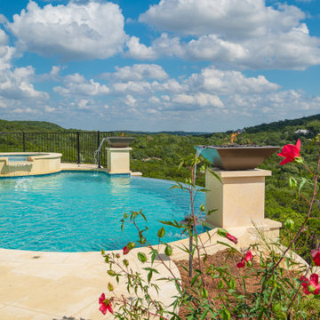 Freeform Contemporary Pool with Negative Edge