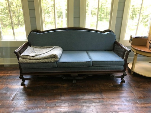 Making An Extra Fluffy Cushion