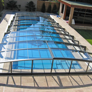 Retractable Pool Enclosures - Low Design Models