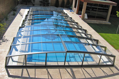 Retractable Pool Enclosures - Low Design Models