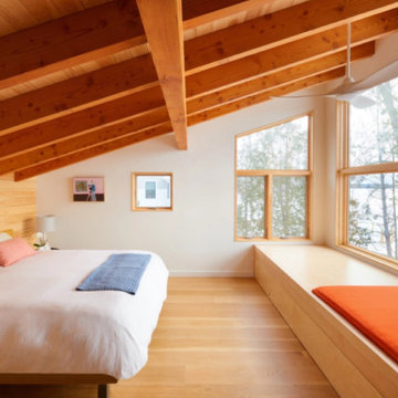 Select White Oak Plank Flooring, Primary Bedroom