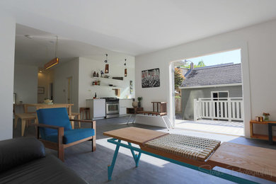Example of a trendy living room design in Portland