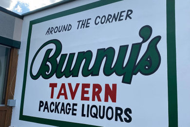 Bunny's Tavern