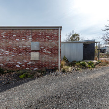Finniss House