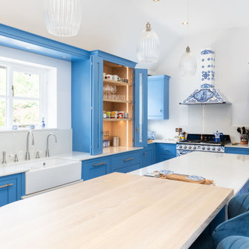 Italian-Inspired In-Frame Shaker Kitchen