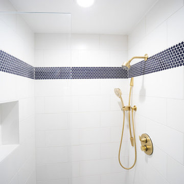 Built-in niche for convenient essential storage