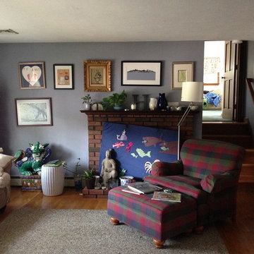 Existing Living Room, Non-Functional Fireplace