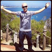 Mark Dee's photo