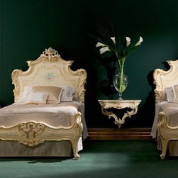 Silik - Platform Beds
