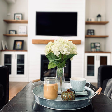 Bright and Cozy Family Room