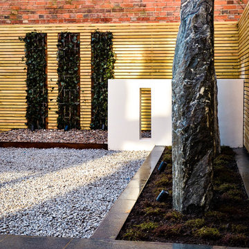 Minimalist Queens Park Garden