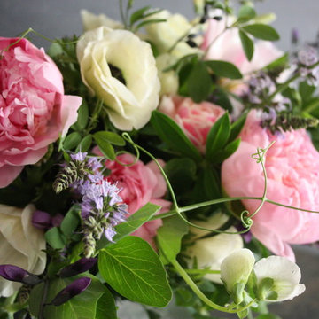 Slow Flowers May Inspiration: Floral Design with Seasonal Peonies