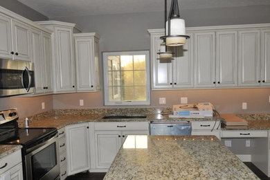 Inspiration for a timeless kitchen remodel in San Francisco