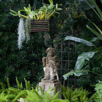 Garden Antiques